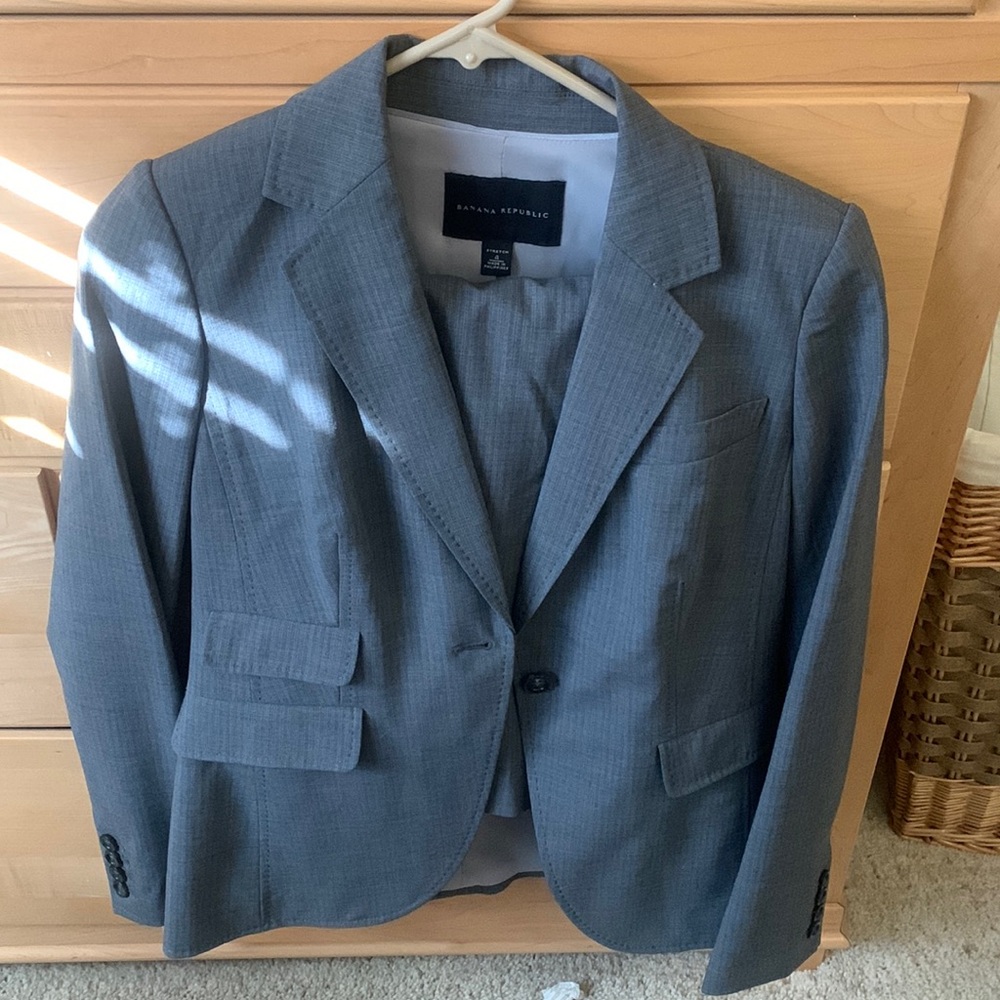Pencil skirt suit